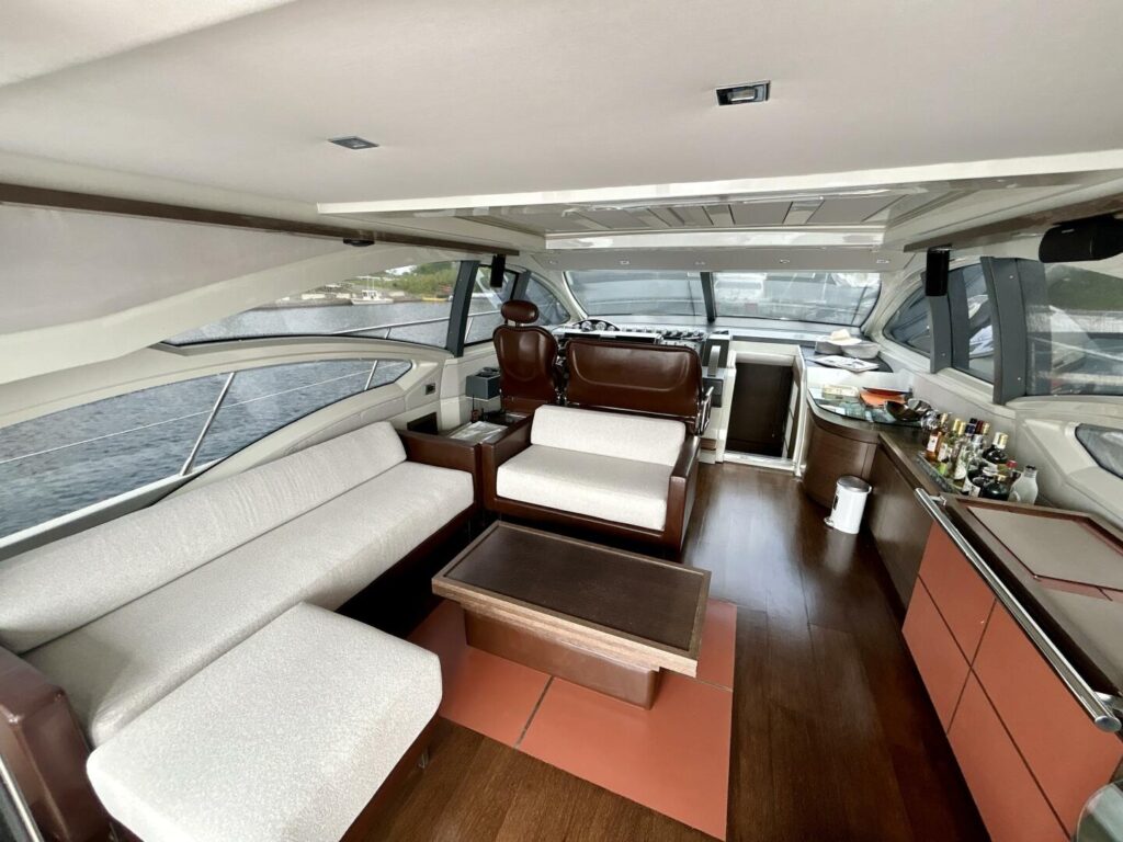 AZIMUT 62S gallery image 4