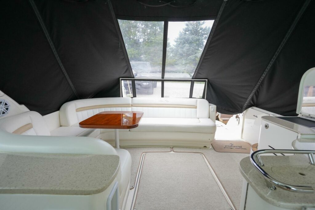 SeaRay 500 Sundancer gallery image 9