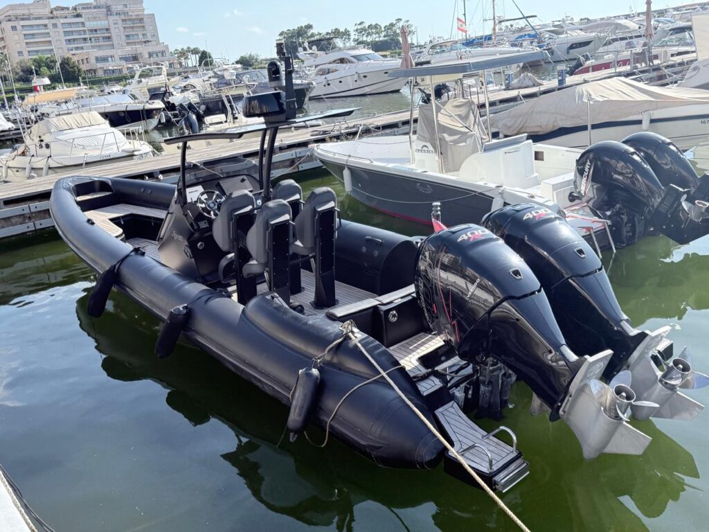 Technohull 999 gallery image 1