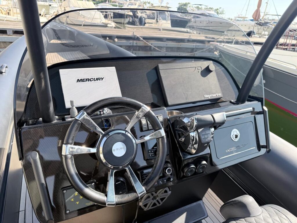 Technohull 999 gallery image 6